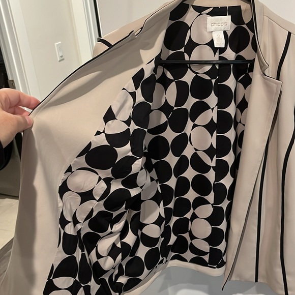 Chicos polkadot lined jacket and tan with black ribbon. - Picture 5 of 8